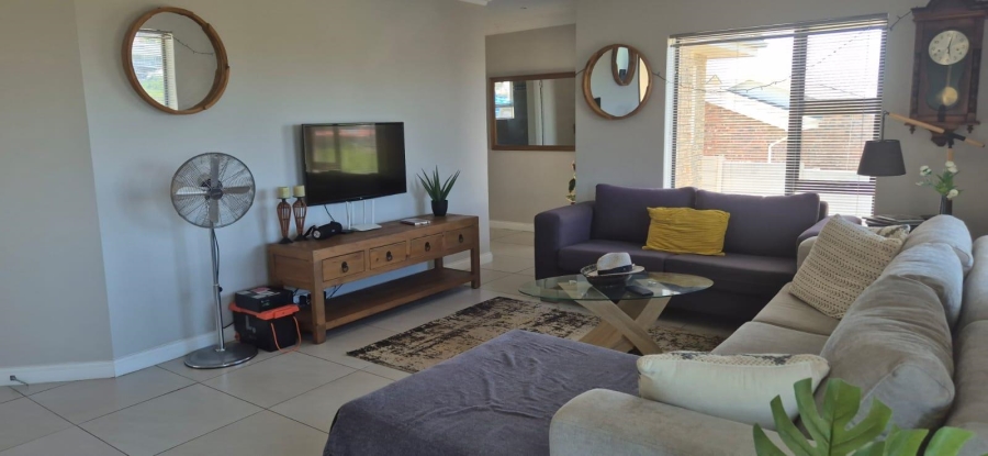 3 Bedroom Property for Sale in Tergniet Western Cape